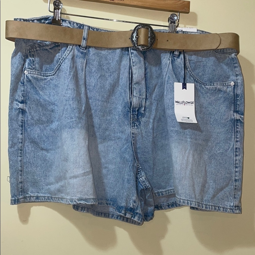 Womens New Wallflower The Girlfriend High Rise Denim Shorts Plus Size